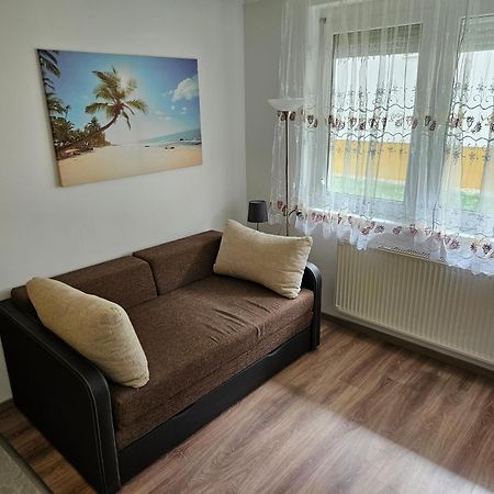 Fischer Apartman 2 Hajduszoboszlo Exterior photo