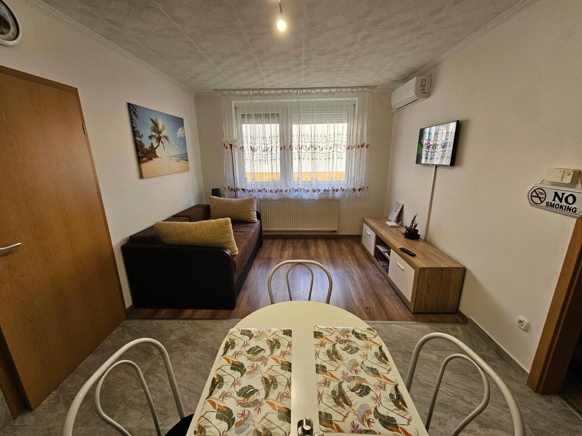 Fischer Apartman 2 Hajduszoboszlo Exterior photo