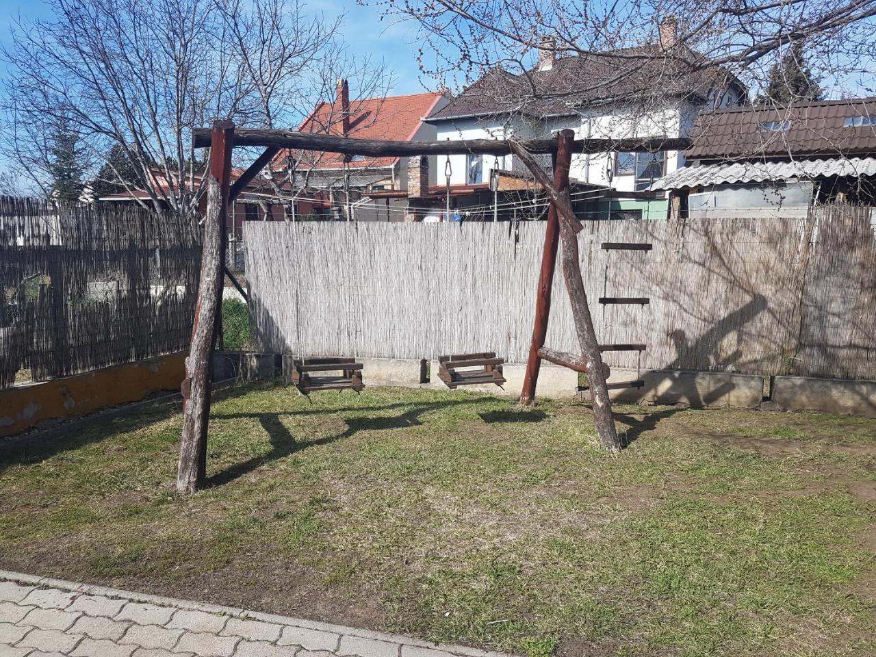 Fischer Apartman 2 Hajduszoboszlo Exterior photo